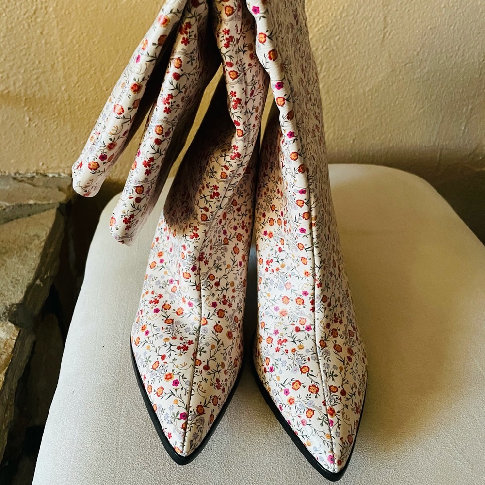 Schutz McKenzie Floral Print Boots